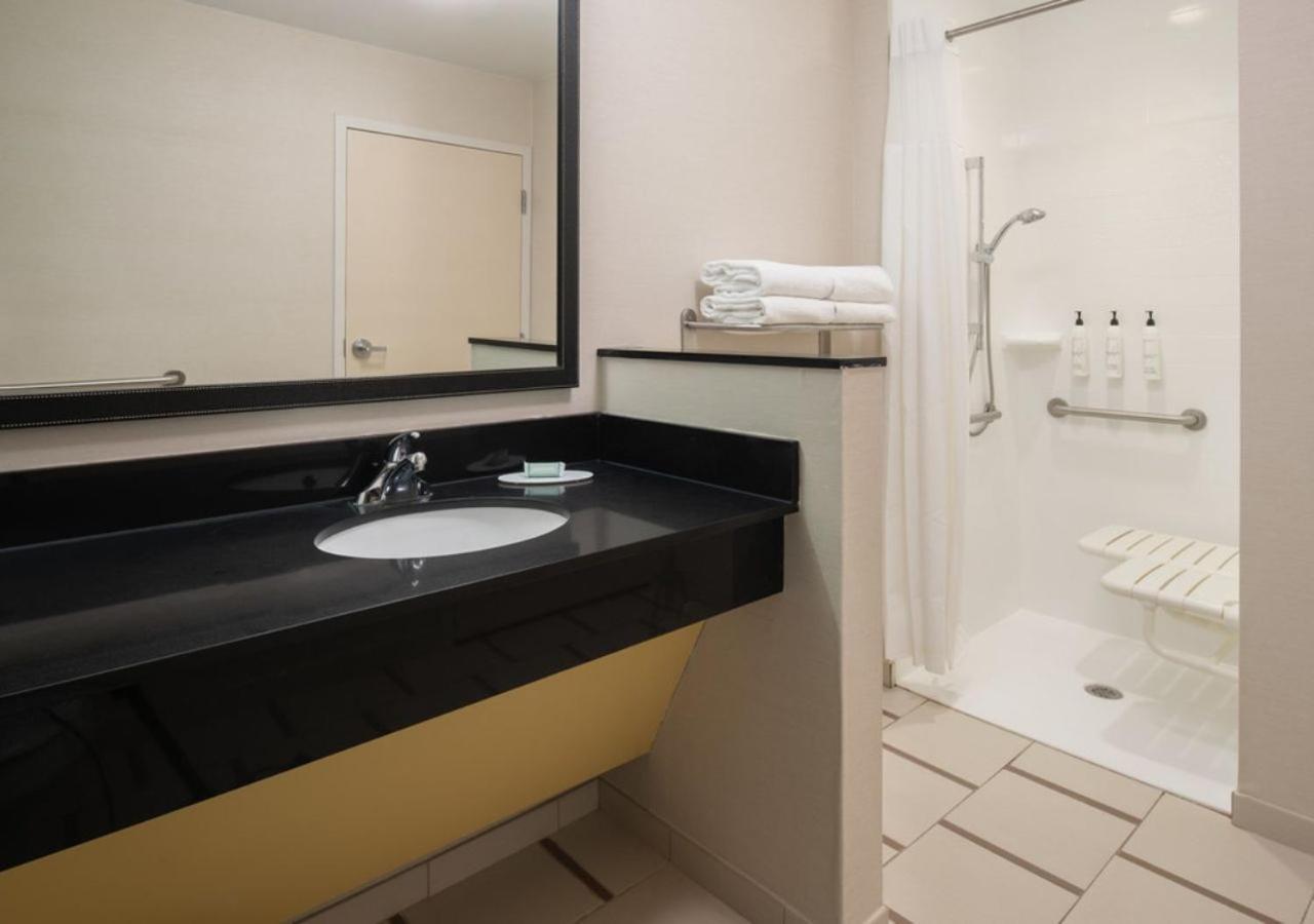 Fairfield Inn & Suites By Marriott Tampa Westshore/Airport Buitenkant foto