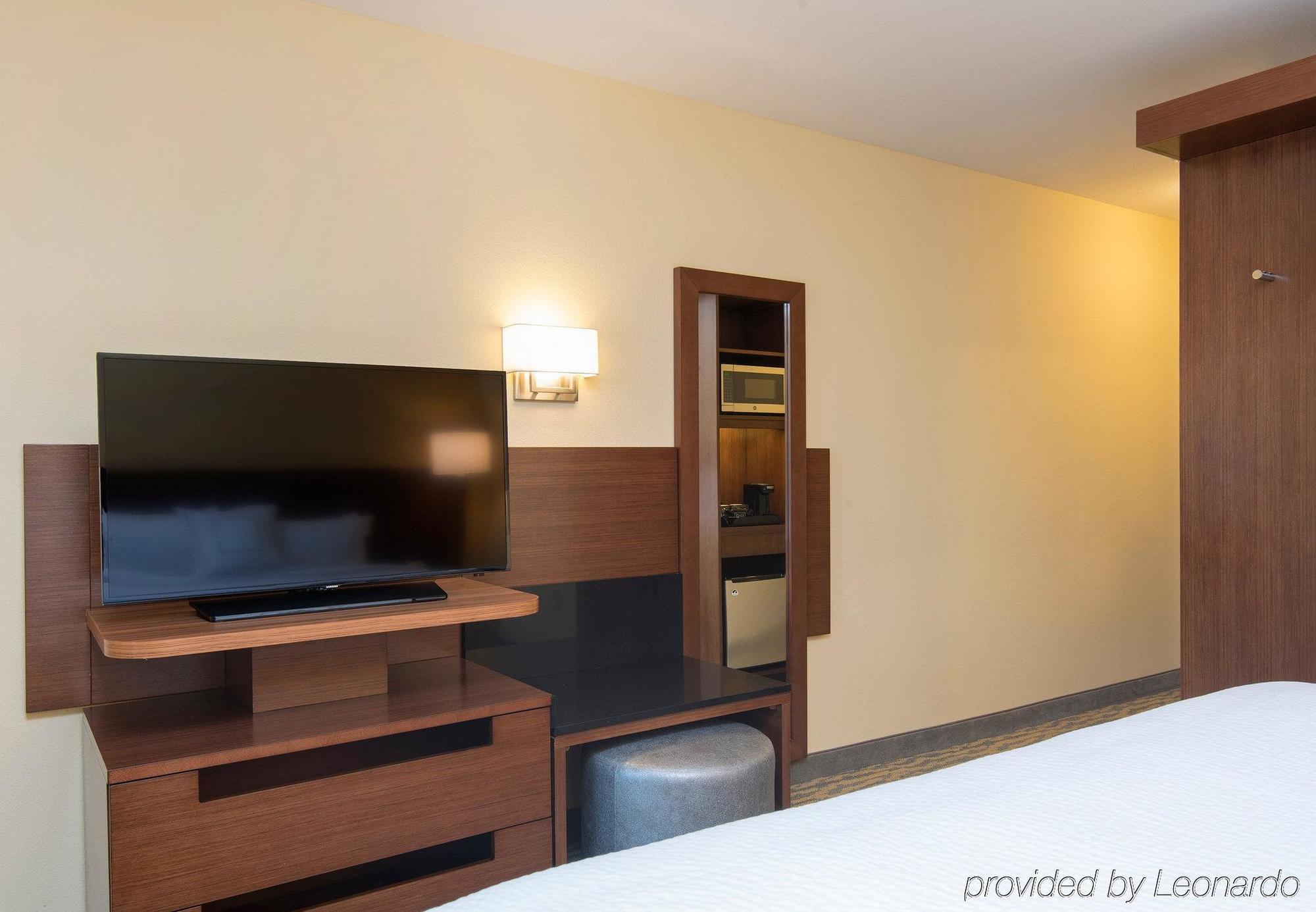 Fairfield Inn & Suites By Marriott Tampa Westshore/Airport Buitenkant foto